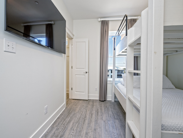 Beachfront 8 Bedroom Vacation Home in Gulf Shores with Pool
