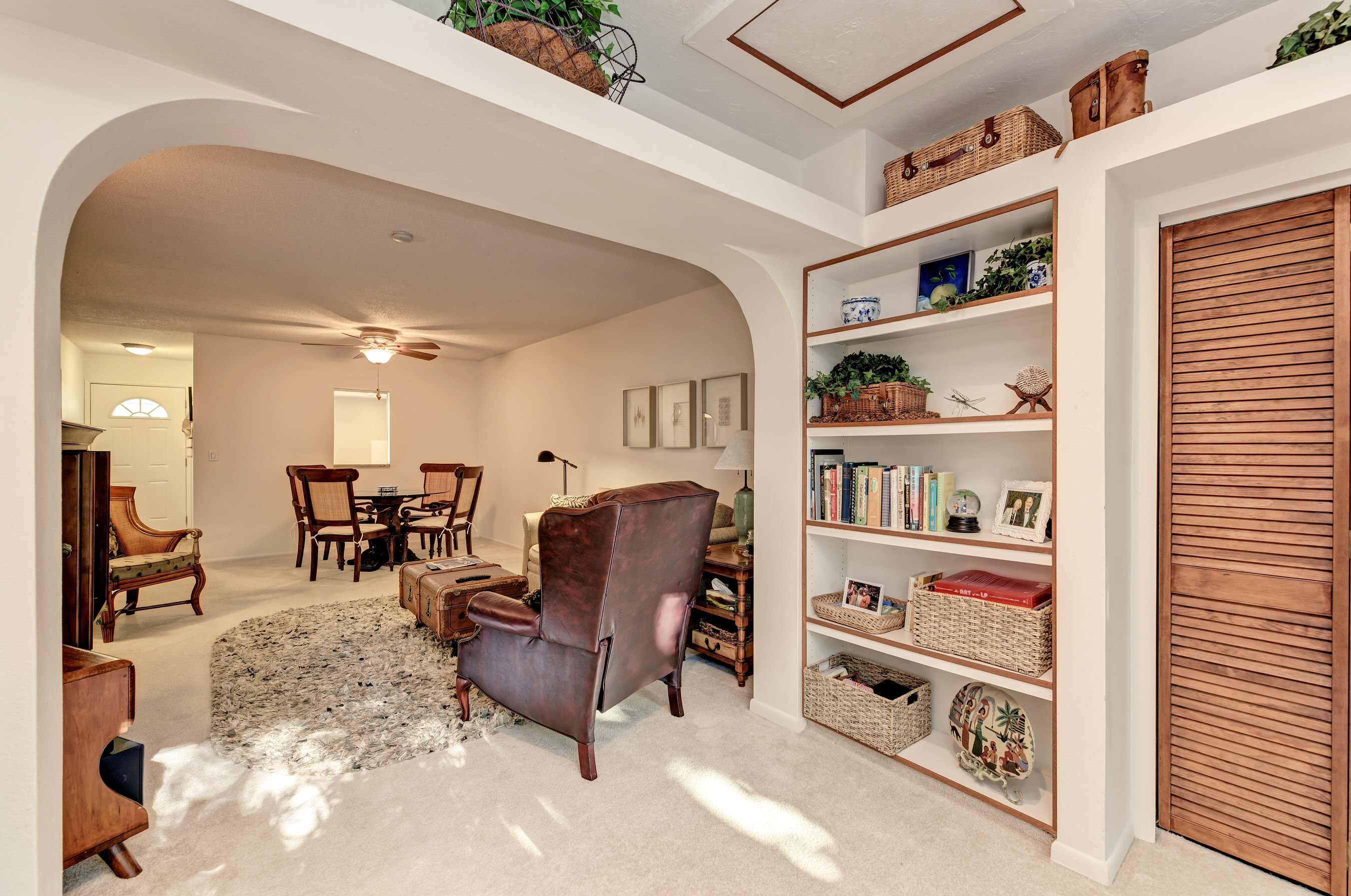 Lovely Vacation Getaway in Longboat Key Walk to Beach