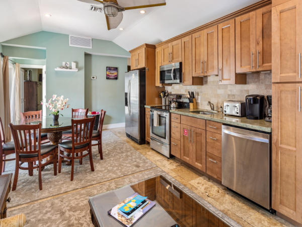 Beautiful 4 Bedroom Pool Villa in Key West