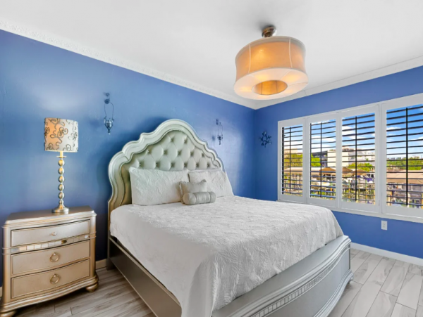 Elegant Condo with Pool Access near Beach