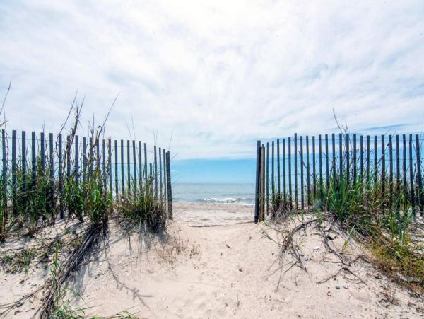 Edisto Island Vacation Home Four Bedroom