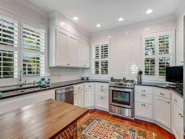 Edisto Beach Luxury 4 Bedroom Home with Private Dock