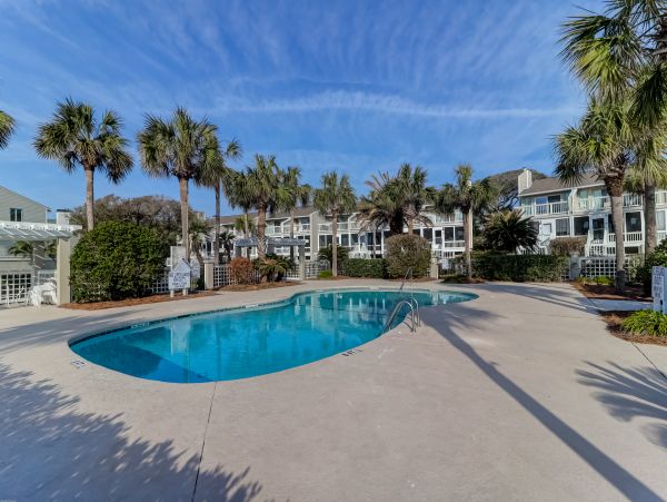 Beachfront Three Bedroom Vacation Rental in The Carolinas