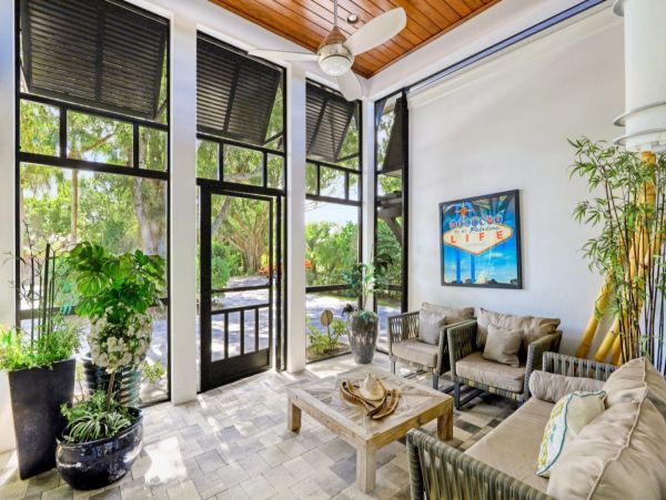 Stunning 3 Bedroom Vacation Rental in Naples