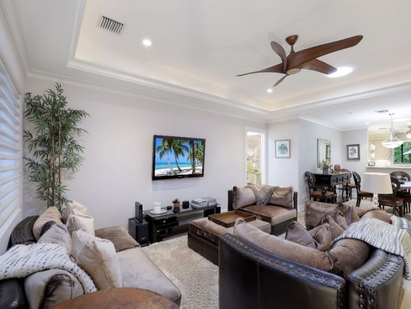 Stunning 3 Bedroom Vacation Rental in Naples