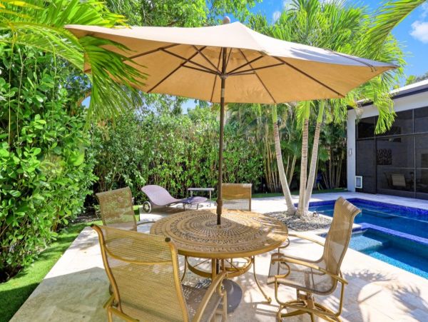 Stunning 3 Bedroom Vacation Rental in Naples