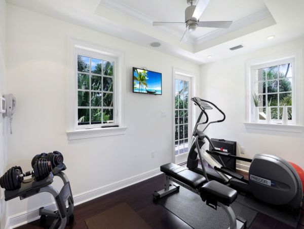 Naples Vacation Rentals - Luxury Old Naples Villa