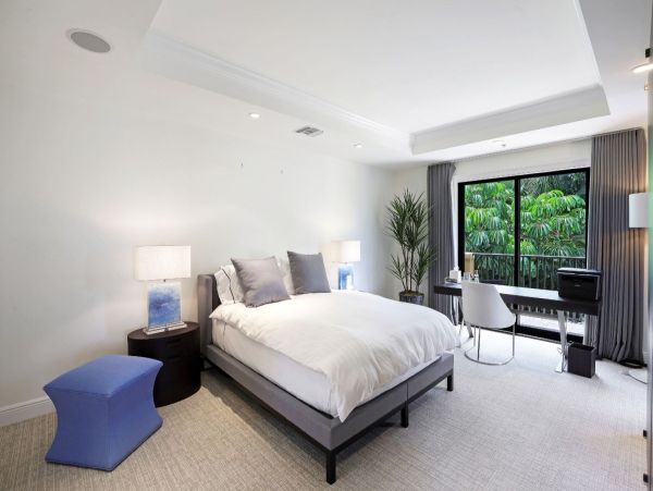 Naples Vacation Rentals - Luxury Old Naples Villa