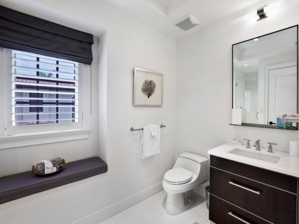 Naples Vacation Rentals - Luxury Old Naples Villa