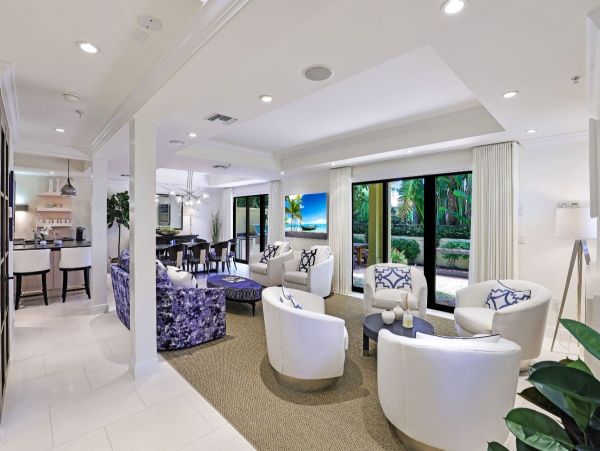 Naples Vacation Rentals - Luxury Old Naples Villa