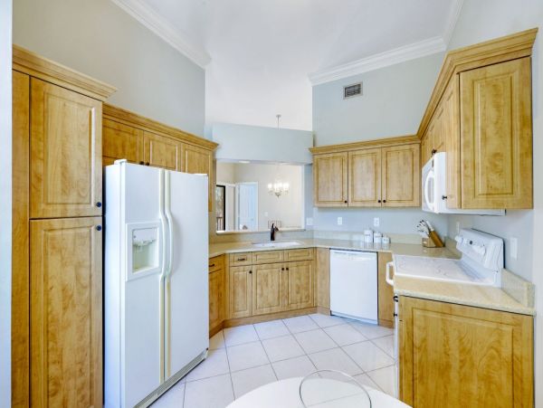Three Bedroom Vacation Rental Close to the Beach in Naples