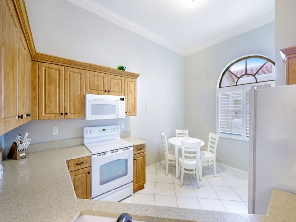 Three Bedroom Vacation Rental Close to the Beach in Naples