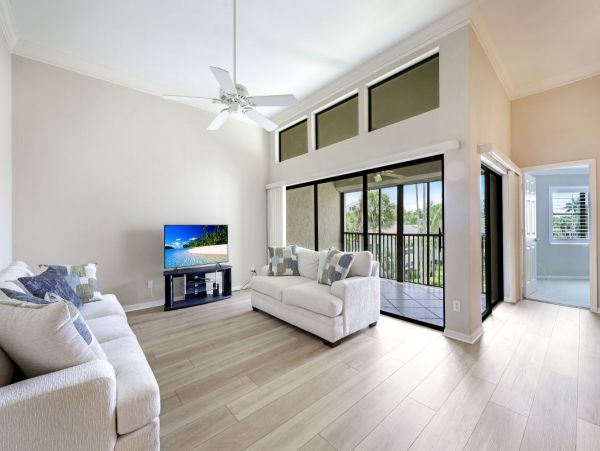Three Bedroom Vacation Rental Close to the Beach in Naples
