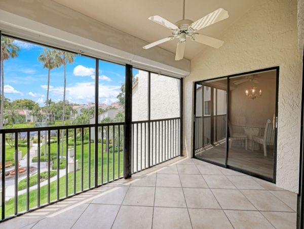 Three Bedroom Vacation Rental Close to the Beach in Naples
