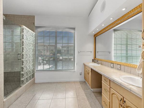 River Front Four Bedroom Home With Private Pool