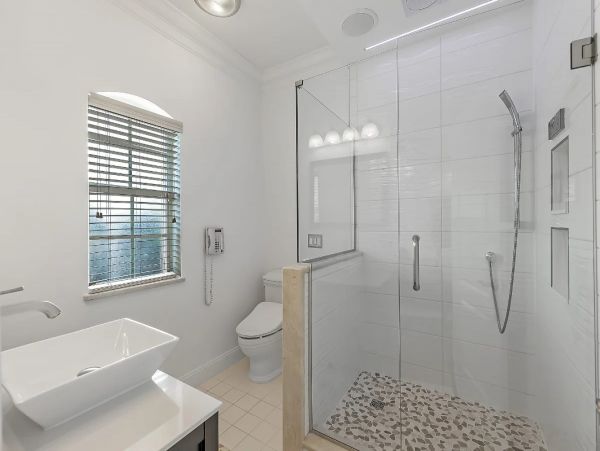 River Front Four Bedroom Home With Private Pool