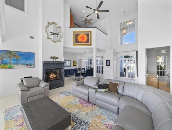 River Front Four Bedroom Home With Private Pool