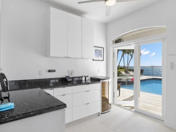 River Front Four Bedroom Home With Private Pool