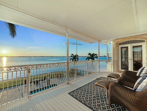 River Front Four Bedroom Home With Private Pool