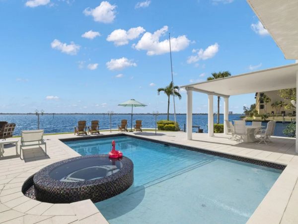 River Front Four Bedroom Home With Private Pool