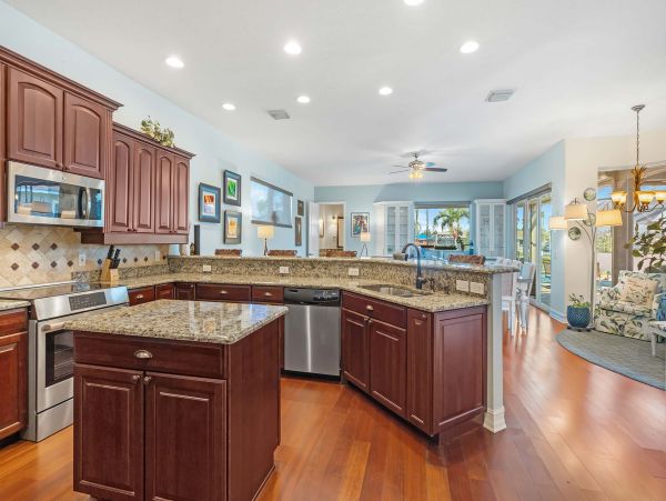Cape Coral Home 1052550