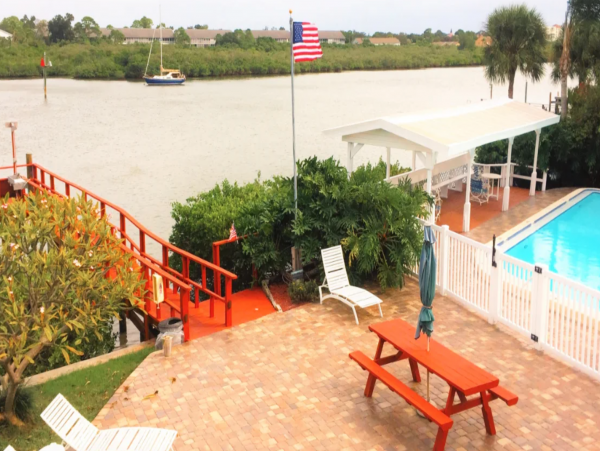 Nice looking condo a block from beach with Resort View