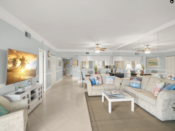 Spacious and Lovely Beachfront Condo