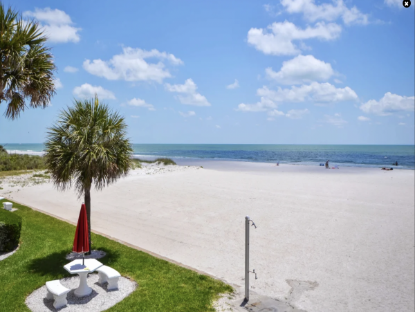 Spacious and Lovely Beachfront Condo