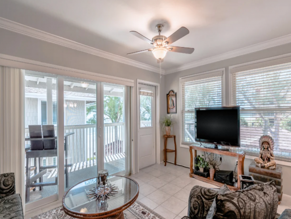 Beachside retreat in low key area
