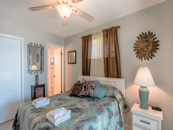 Beachside retreat in low key area