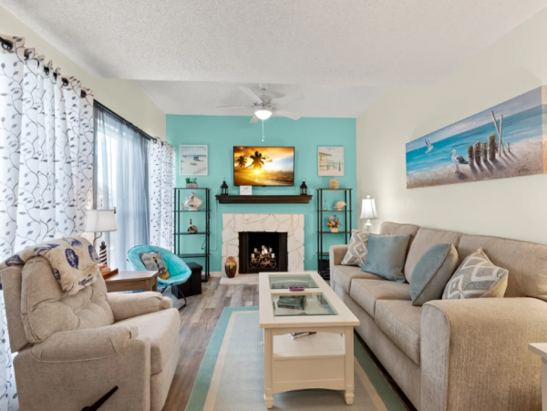 Madeira Beach Vacation Condo 2 Bedroom Great Interior