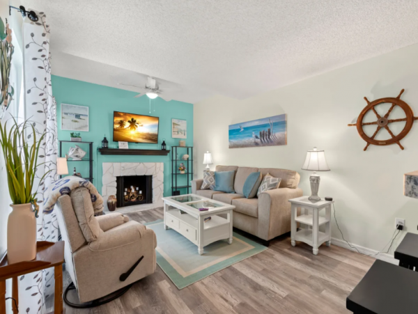 Madeira Beach Vacation Condo 2 Bedroom Great Interior
