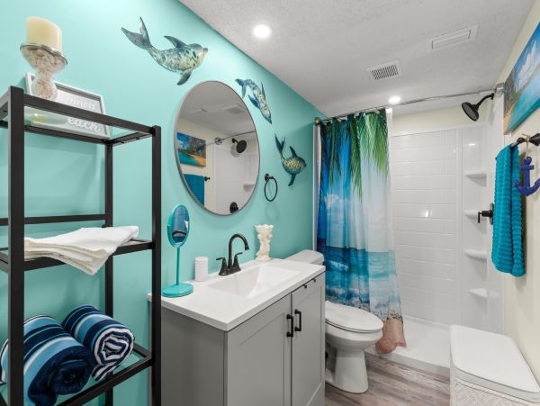 Madeira Beach Vacation Condo 2 Bedroom Great Interior