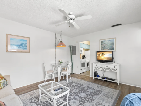 Indian Rock Value Rental One Bedroom Sleeps 4 Communal Pool