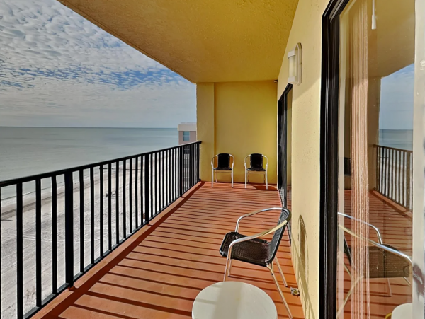 Beach View Vacation Condo with 3 Bedroom
