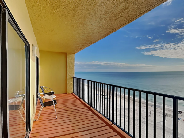 Beach View Vacation Condo with 3 Bedroom