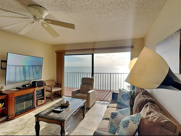 Beach View Vacation Condo with 3 Bedroom