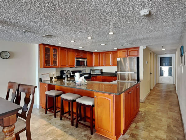 Beach View Vacation Condo with 3 Bedroom