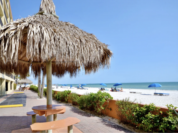 Beachfront Three Bedroom Beachfront Condo Sleeps 10