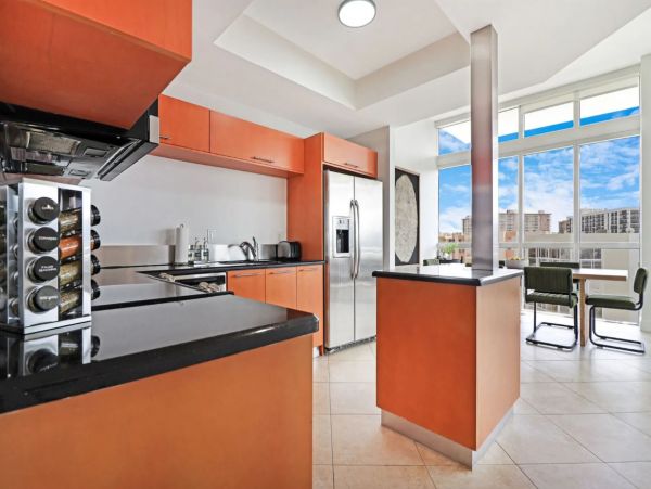 Sunny Isles Luxury Vacation Condo with Views & Close to Beach