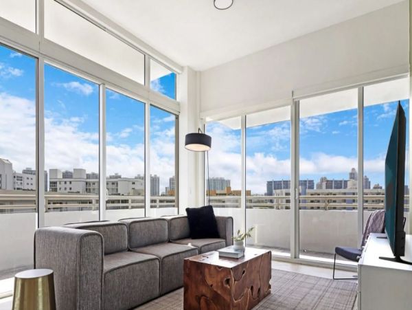 Sunny Isles Luxury Vacation Condo with Views & Close to Beach