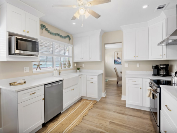 Holmes Beach Rental Three Min Walk to Our World Class Beach
