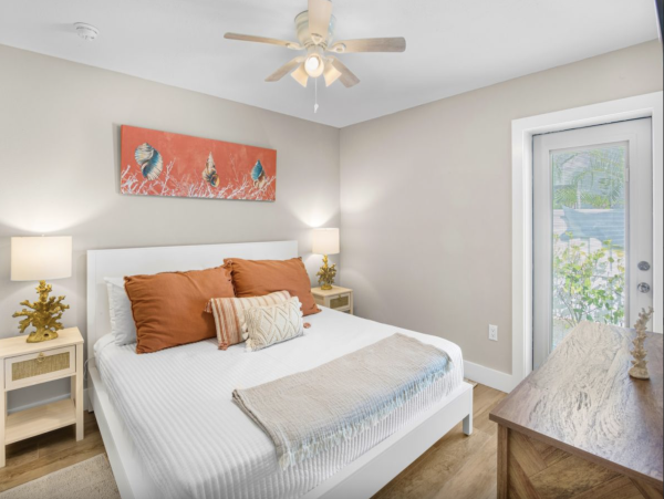 Holmes Beach Rental Three Min Walk to Our World Class Beach