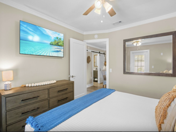 Holmes Beach Rental Three Min Walk to Our World Class Beach