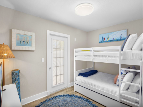 Holmes Beach Rental Three Min Walk to Our World Class Beach