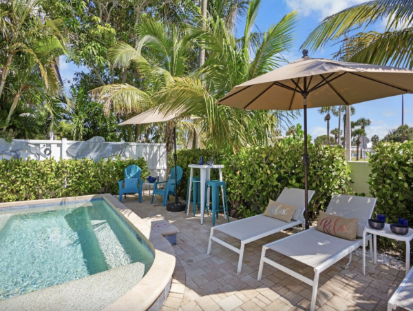 Holmes Beach Rental Three Min Walk to Our World Class Beach