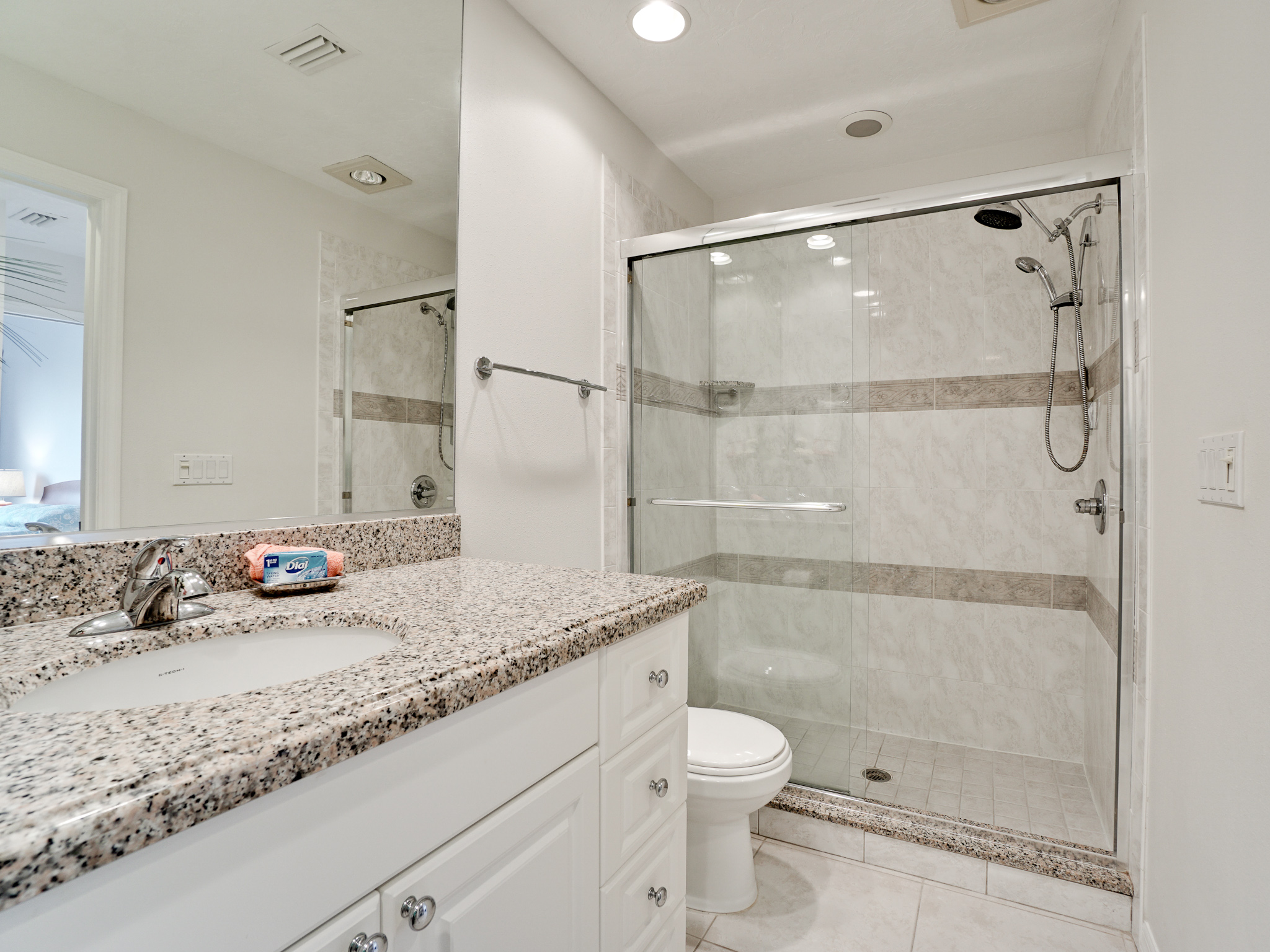 Siesta Key Vacation Condo Two Bedrooms Walk to Beach