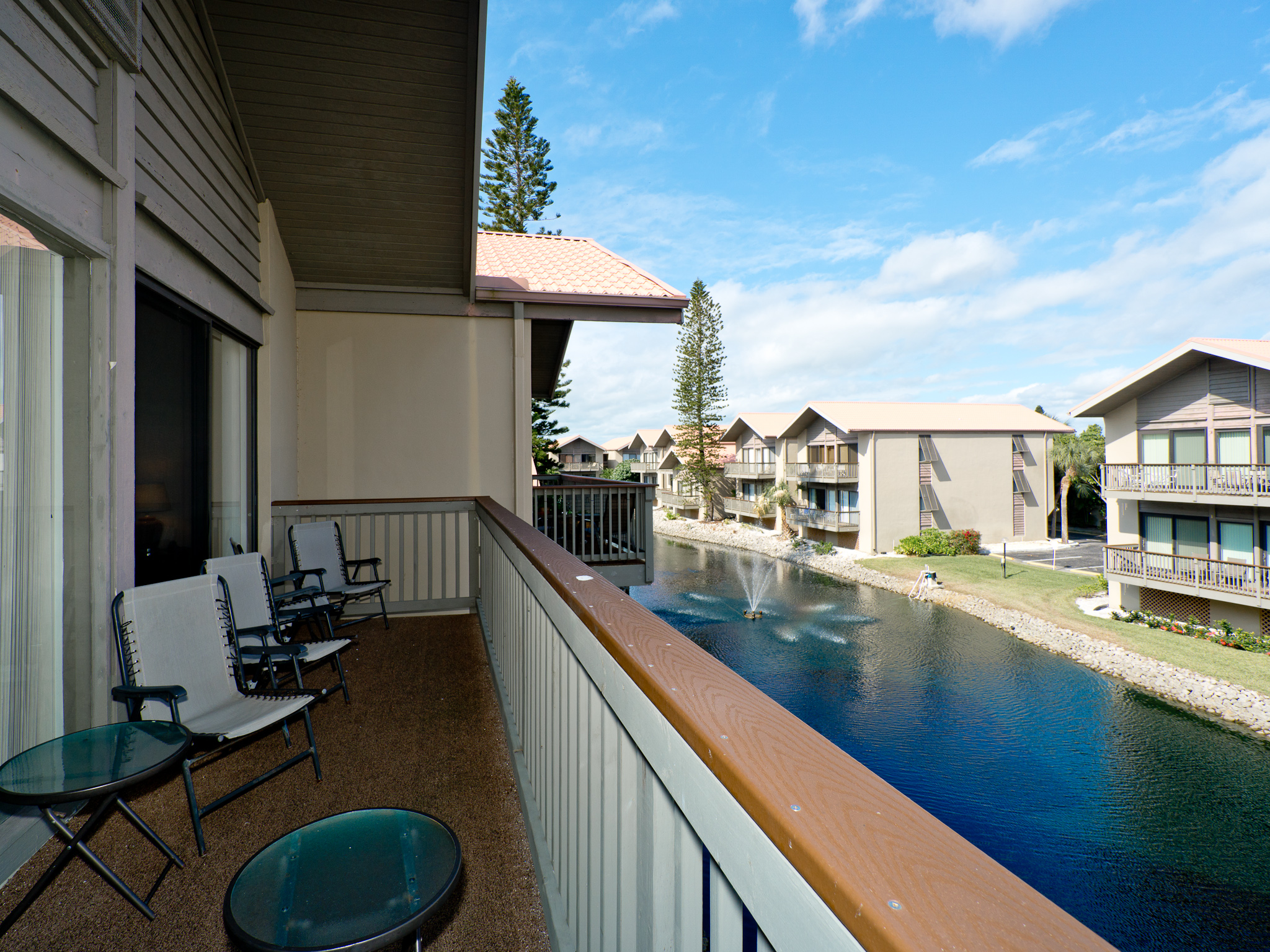 Siesta Key Vacation Condo Two Bedrooms Walk to Beach