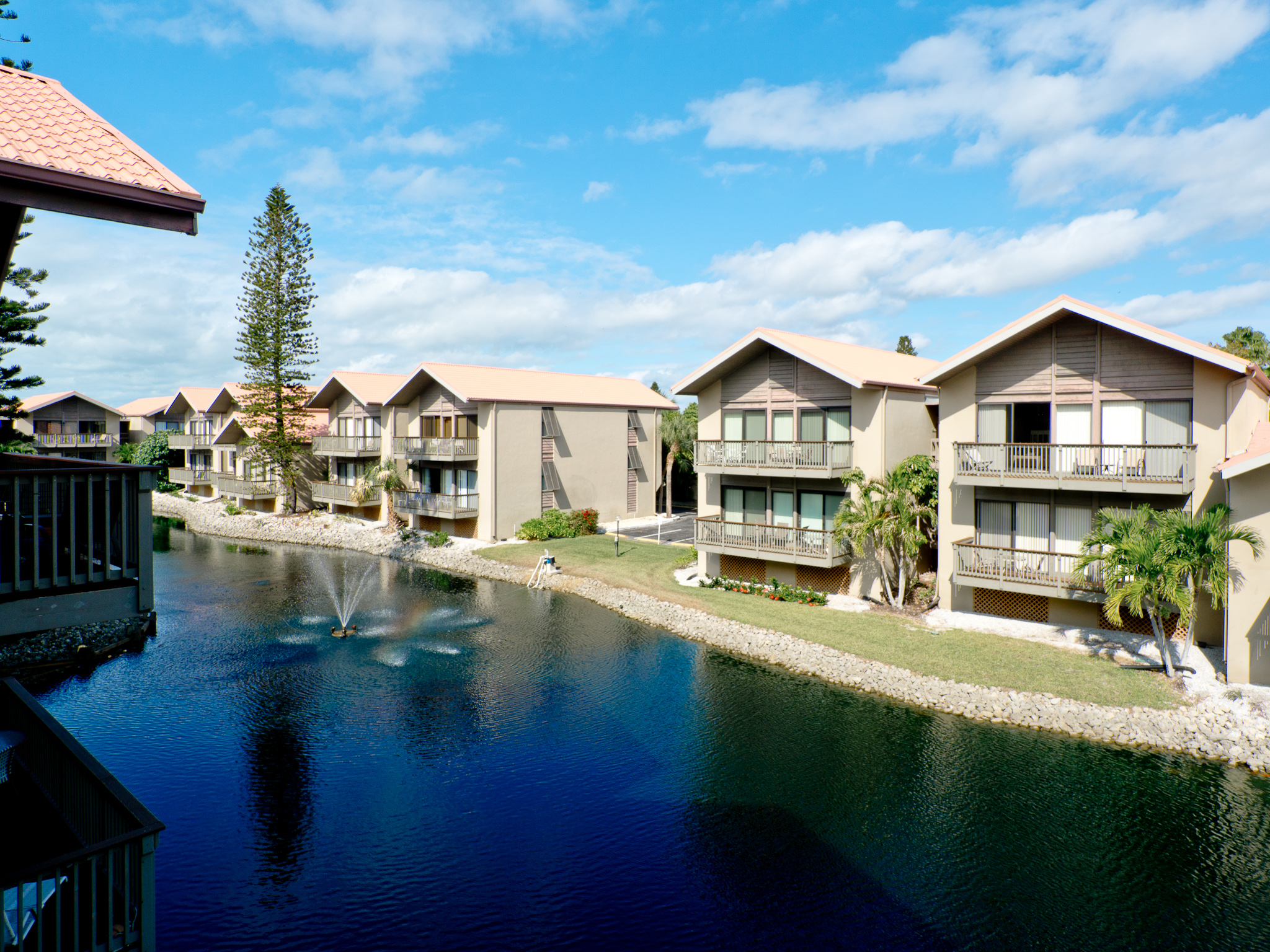 Siesta Key Vacation Condo Two Bedrooms Walk to Beach