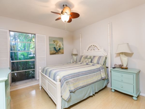 Siesta Key Duplex Home Sleeps 10 Guest with Pool